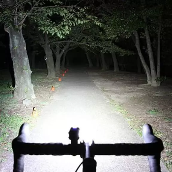 Lumière Avant CatEye AMPP 800 3 Lumière Avant CatEye AMPP 800 – Image 3