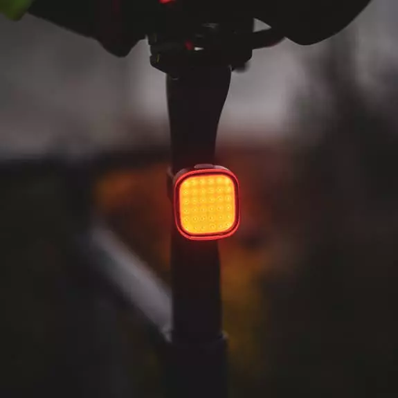 Lumière Arrière DPV Square 20 Lumens 5 Lumière Arrière DPV Square 20 Lumens – Image 5